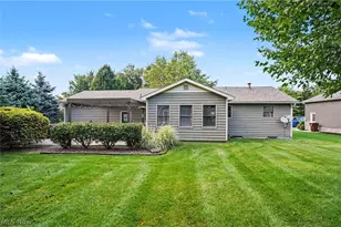 3061 Palmarie Dr, Poland, OH 44514 - Photo 40