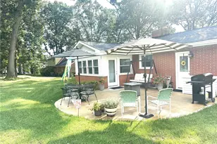 750 Bittersweet Dr NE, Massillon, OH 44646 - Photo 4