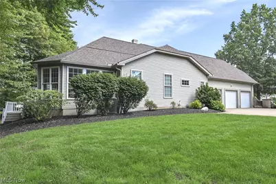 32249 Hawthorne Court, Avon Lake, OH 44012 - Photo 38