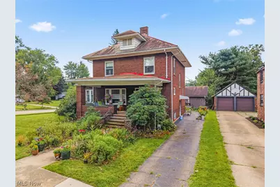 807 Campbell Circle NE, Massillon, OH 44646 - Photo 4