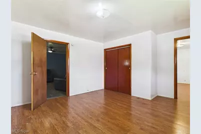 56031 W 2nd Street, Bridgeport, OH 43912 - Photo 10