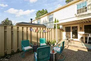 72 Nottoway Ct, Akron, OH 44313 - Photo 18