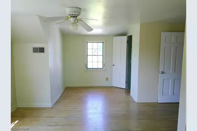 215 48th Street NW, Canton, OH 44709 - Photo 6