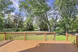 2144 Reserve Cir N, Lorain, OH 44053 - Photo 32