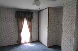 875 Washington, Bergholz, OH 43908 - Photo 20