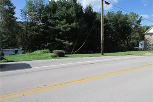 875 Washington, Bergholz, OH 43908 - Photo 8