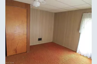 875 Washington, Bergholz, OH 43908 - Photo 18