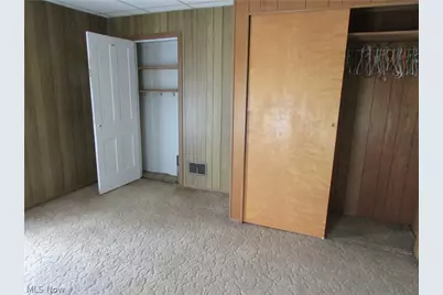 875 Washington, Bergholz, OH 43908 - Photo 22