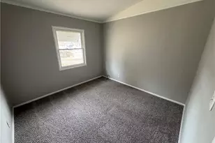 1029 Chester St, Zanesville, OH 43701 - Photo 4
