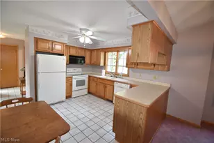90 Montgomery Ln, Canfield, OH 44406 - Photo 12
