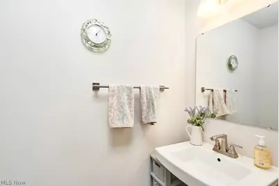 1278 Divot Circle, Akron, OH 44313 - Photo 6