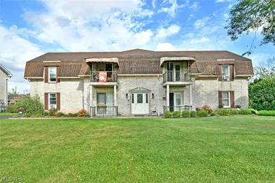 882 Pearson Circle #1, Youngstown, OH 44512 - Photo 1