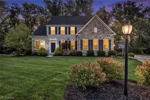 2711 Palmer Ln, Avon, OH 44011 - Photo 2