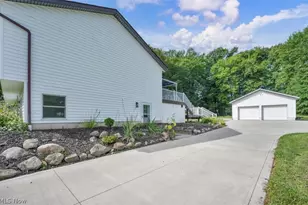 10142 Hillcrest Rd, Kirtland, OH 44094 - Photo 30