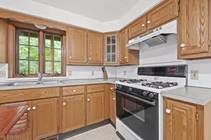 10175 Johnson Rd, North Benton, OH 44449 - Photo 18