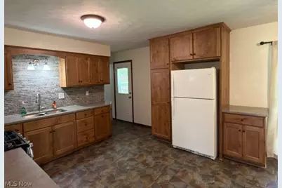 308 Snearly Drive, Marietta, OH 45750 - Photo 16