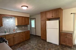 308 Snearly Dr, Marietta, OH 45750 - Photo 16