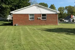 308 Snearly Dr, Marietta, OH 45750 - Photo 4