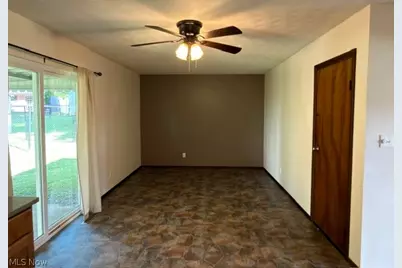 308 Snearly Drive, Marietta, OH 45750 - Photo 12