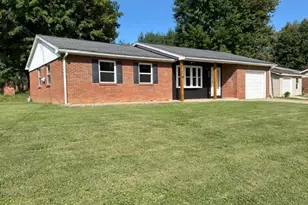 308 Snearly Dr, Marietta, OH 45750 - Photo 2
