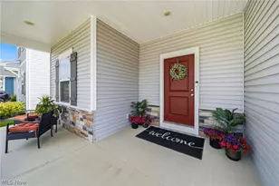 182 Harvest Wy, Elyria, OH 44035 - Photo 2