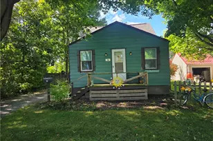 36 Benton St, Austintown, OH 44515 - Photo 2
