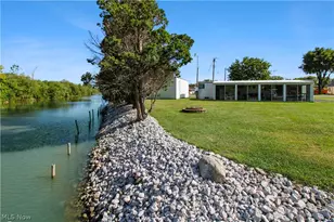 2825 W Rising Sun Rd, Port Clinton, OH 43452 - Photo 22