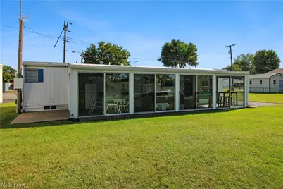 2825-2835 W Risingsun Road, Port Clinton, OH 43452 - Photo 2