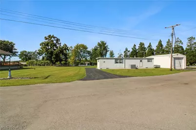 2825-2835 W Risingsun Road, Port Clinton, OH 43452 - Photo 6
