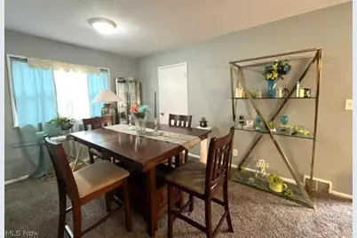 902 Warrington Road, Akron, OH 44320 - Photo 6