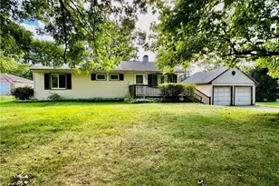 1188 Meadowbrook Blvd, Stow, OH 44224 - Photo 1