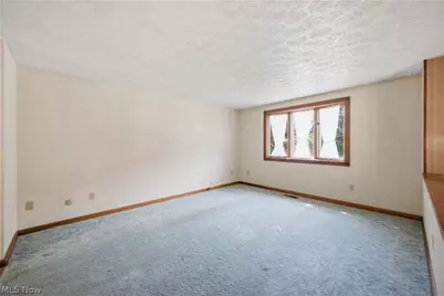 1343 Northfield Drive, Mineral Ridge, OH 44440 - Photo 4