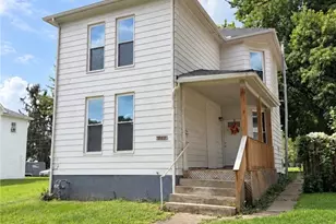 347 Brighton Blvd, Zanesville, OH 43701 - Photo 1
