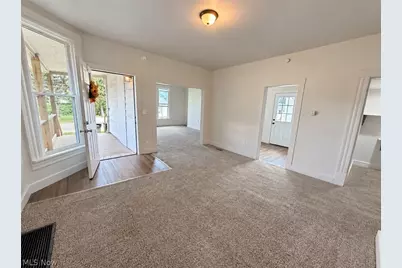 347 Brighton Boulevard, Zanesville, OH 43701 - Photo 4