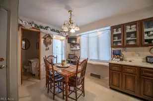 1779 Sunset Ln SE, New Philadelphia, OH 44663 - Photo 6