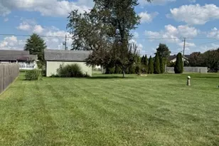 21756 Ileen Dr, West Lafayette, OH 43845 - Photo 8