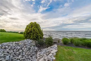 2773 Whispering Shores Dr, Vermilion, OH 44089 - Photo 24