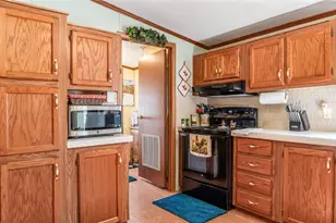 3805 Greengold Dr, Zanesville, OH 43701 - Photo 12
