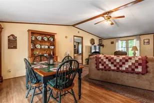 3805 Greengold Dr, Zanesville, OH 43701 - Photo 6