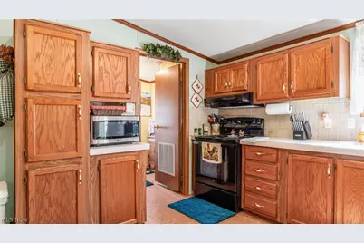 3805 Greengold Drive, Zanesville, OH 43701 - Photo 12