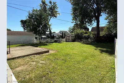 1518 34th Street NE, Canton, OH 44714 - Photo 8
