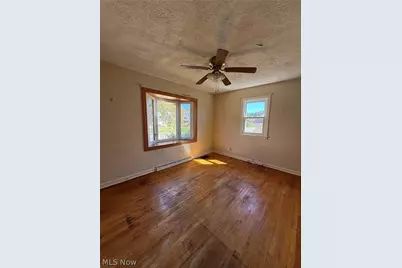 1518 34th Street NE, Canton, OH 44714 - Photo 4