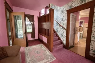 569 Edgewood Ave, Akron, OH 44307 - Photo 6
