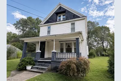 569 Edgewood Avenue, Akron, OH 44307 - Photo 1