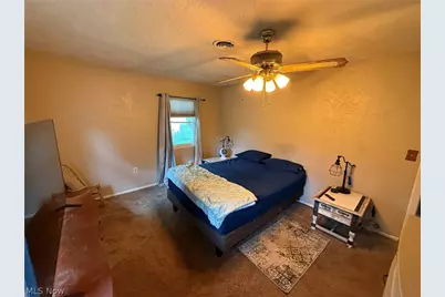 4924 Cleveland Avenue NW, Canton, OH 44709 - Photo 14