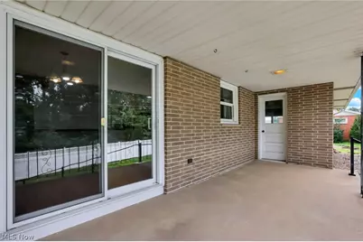 1351 Maple Heights Lane, Coshocton, OH 43812 - Photo 32