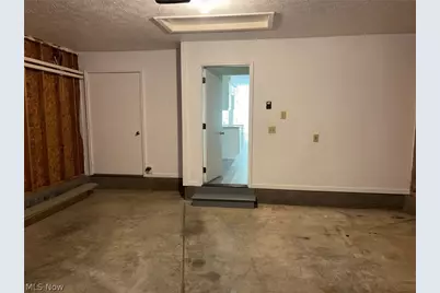459 Hampton Drive, Elyria, OH 44035 - Photo 32