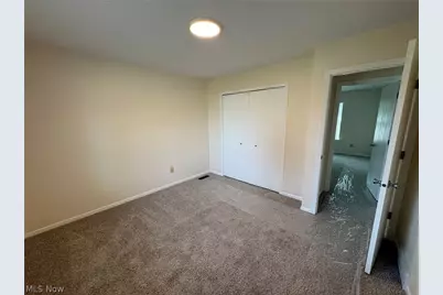 459 Hampton Drive, Elyria, OH 44035 - Photo 22