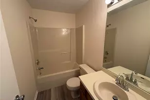 459 Hampton Dr, Elyria, OH 44035 - Photo 16