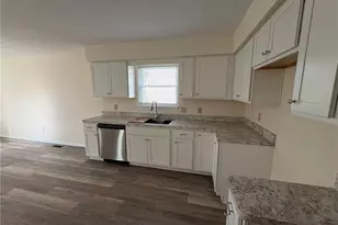 459 Hampton Dr, Elyria, OH 44035 - Photo 6